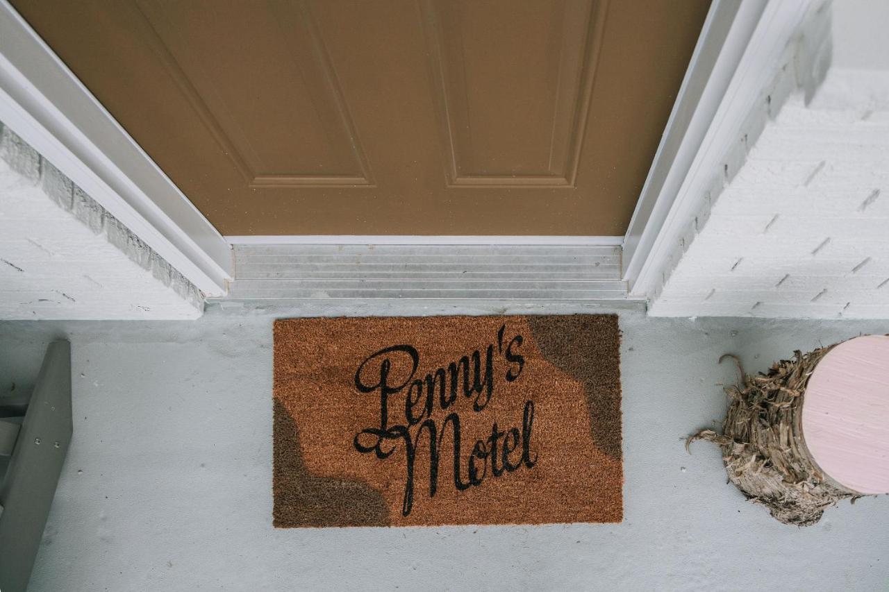 Penny'S Motel Thornbury Екстериор снимка