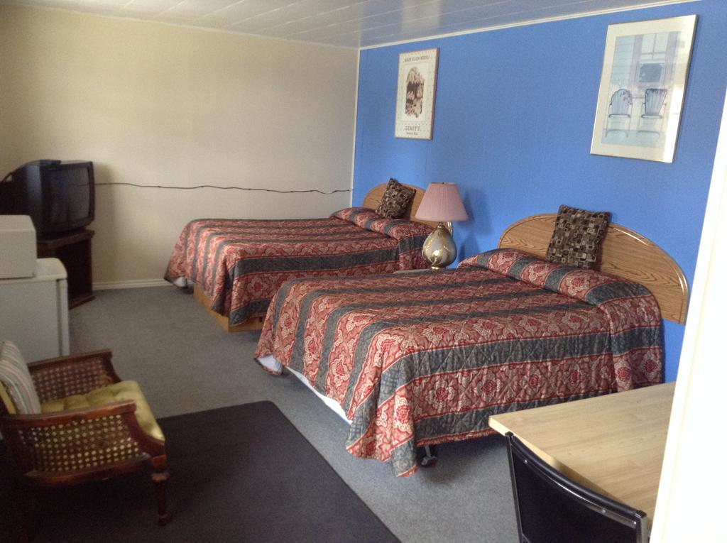 Penny'S Motel Thornbury Екстериор снимка